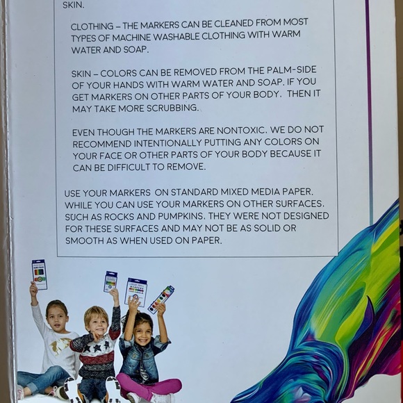 Washable Markers Bulk Pack 20 Boxes of 8 Vibrant Colors (160 Markers) - Picture 2 of 4